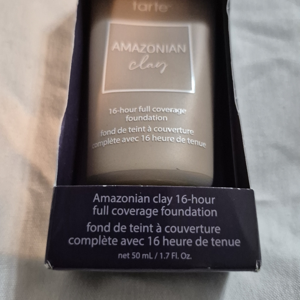 Tarte Amazonian Clay Foundation - Cream- 42N Tan Neutral - Picture 2 of 6
